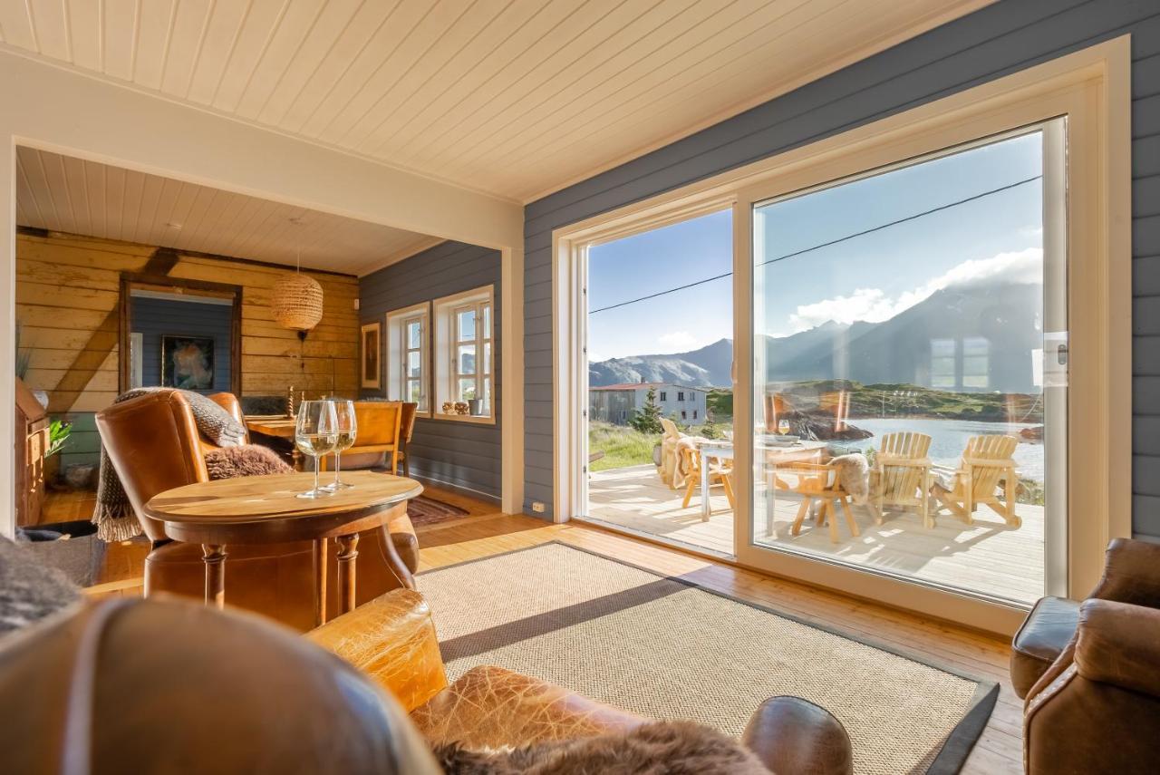 Villa Borgvag - A Unique Seafront Villa In The Heart Of Lofoten Bostad Exterior photo